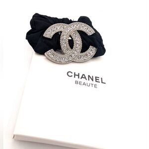 Chanel Beauté GWP CC Rhinestone Hair Scrunchie Authentic Boxed Gift Promo Rare!!
